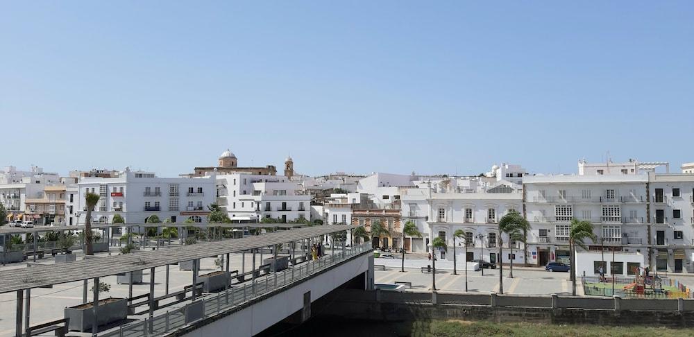 Hotel Crisol Chiclana à Chiclana de la Frontera Extérieur photo