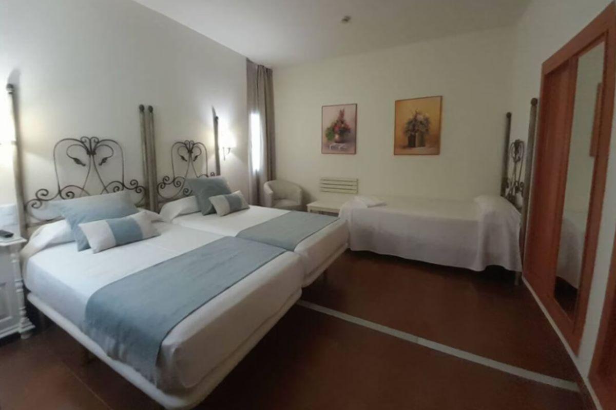 Hotel Crisol Chiclana à Chiclana de la Frontera Extérieur photo