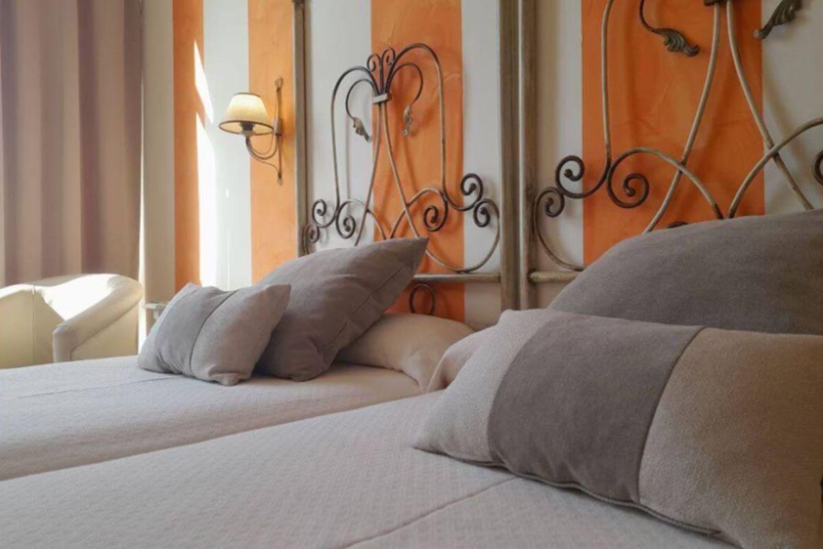 Hotel Crisol Chiclana à Chiclana de la Frontera Extérieur photo