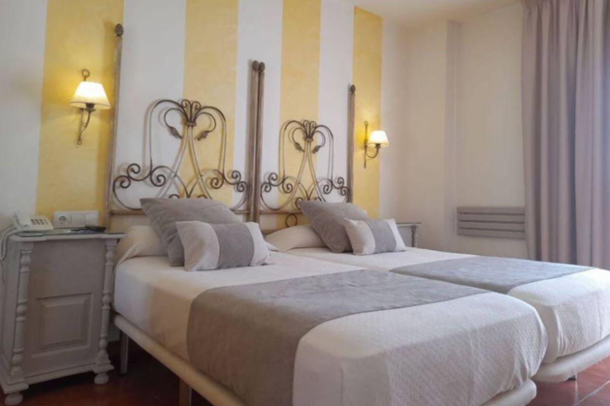 Hotel Crisol Chiclana à Chiclana de la Frontera Extérieur photo