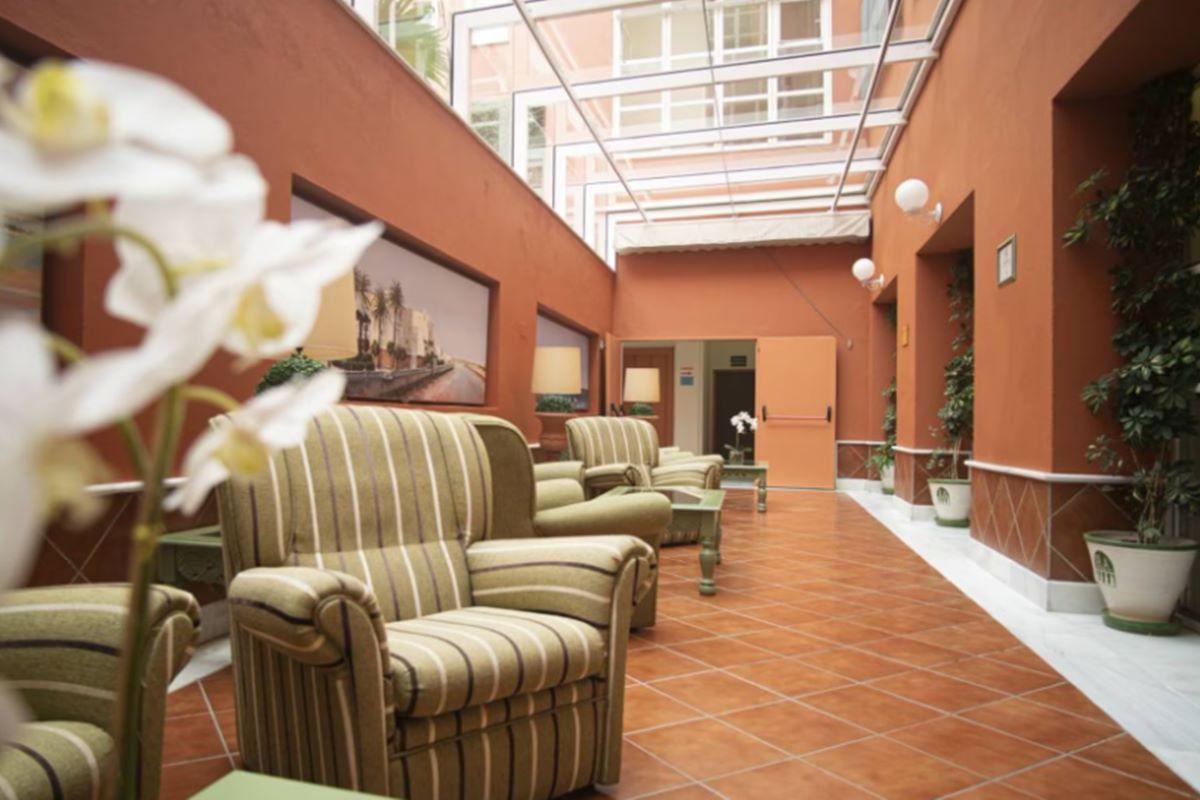 Hotel Crisol Chiclana à Chiclana de la Frontera Extérieur photo
