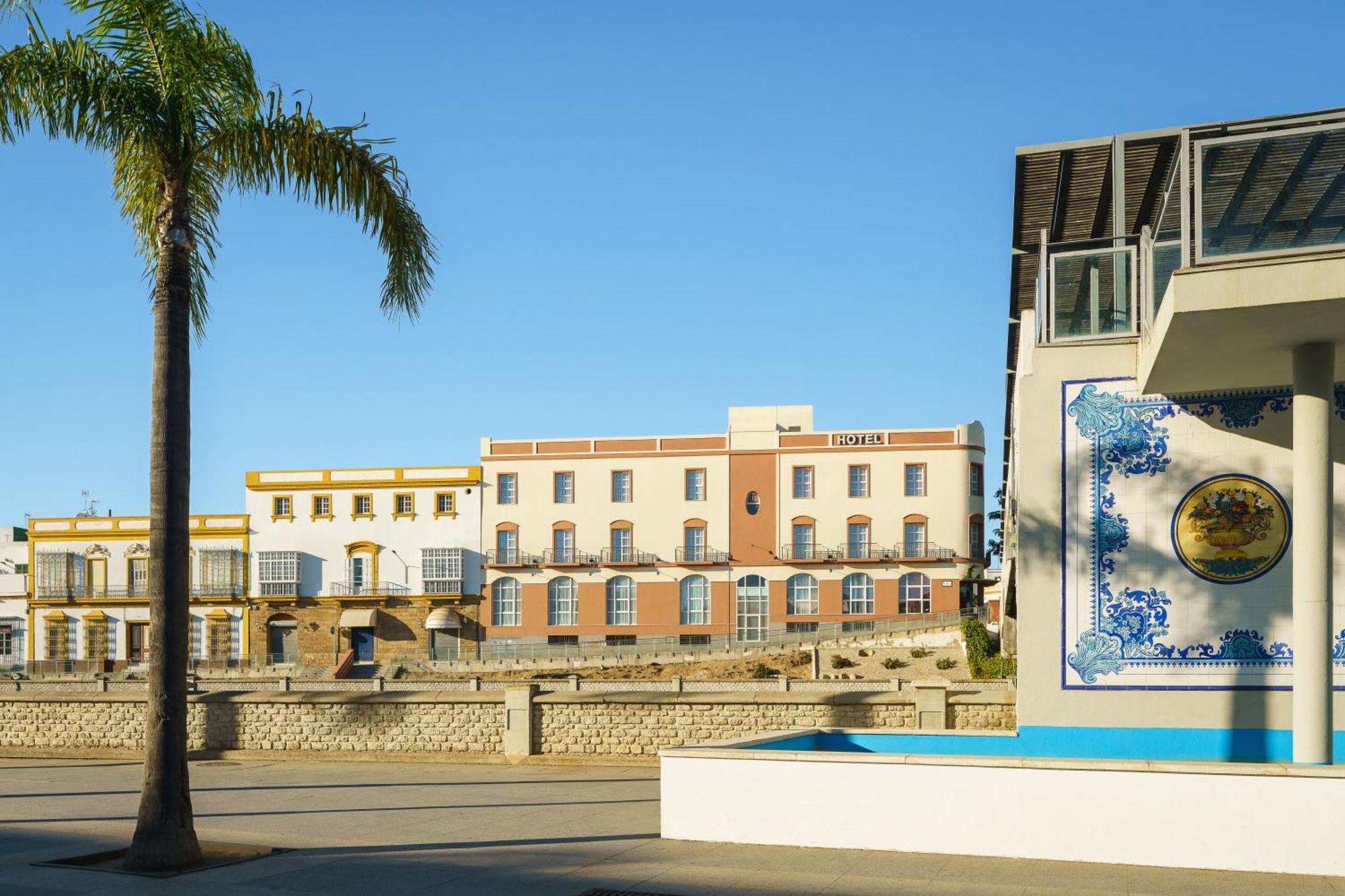 Hotel Crisol Chiclana à Chiclana de la Frontera Extérieur photo