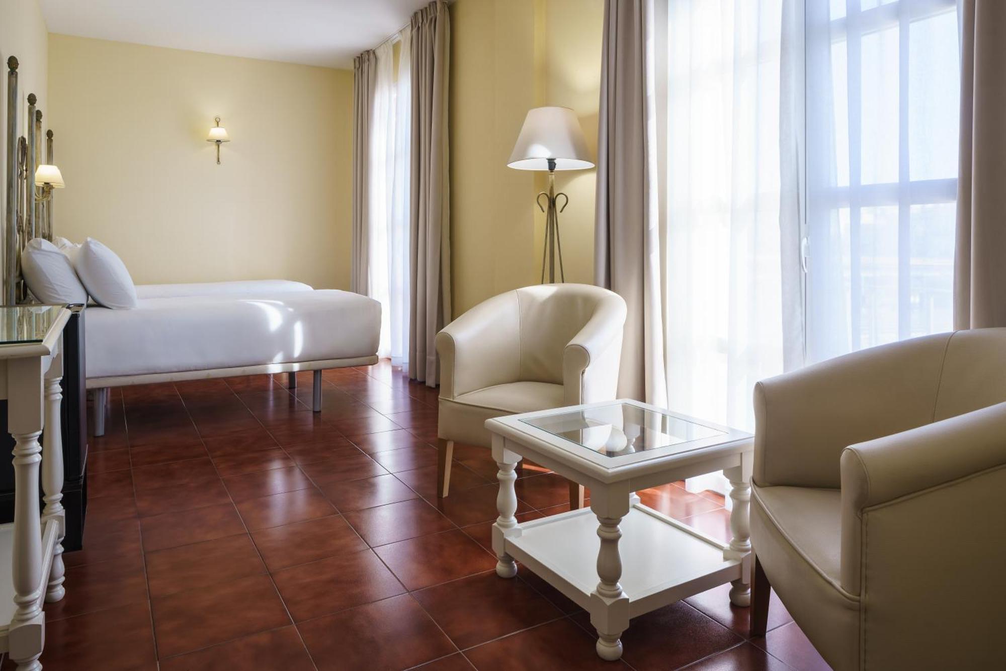 Hotel Crisol Chiclana à Chiclana de la Frontera Extérieur photo